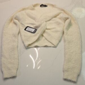 Etiquette Clothiers Cream Fuzzy Cropped Twist-Front Shrug